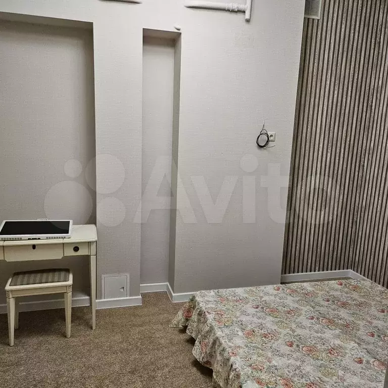 2-к. квартира, 60 м, 1/3 эт. - Фото 1