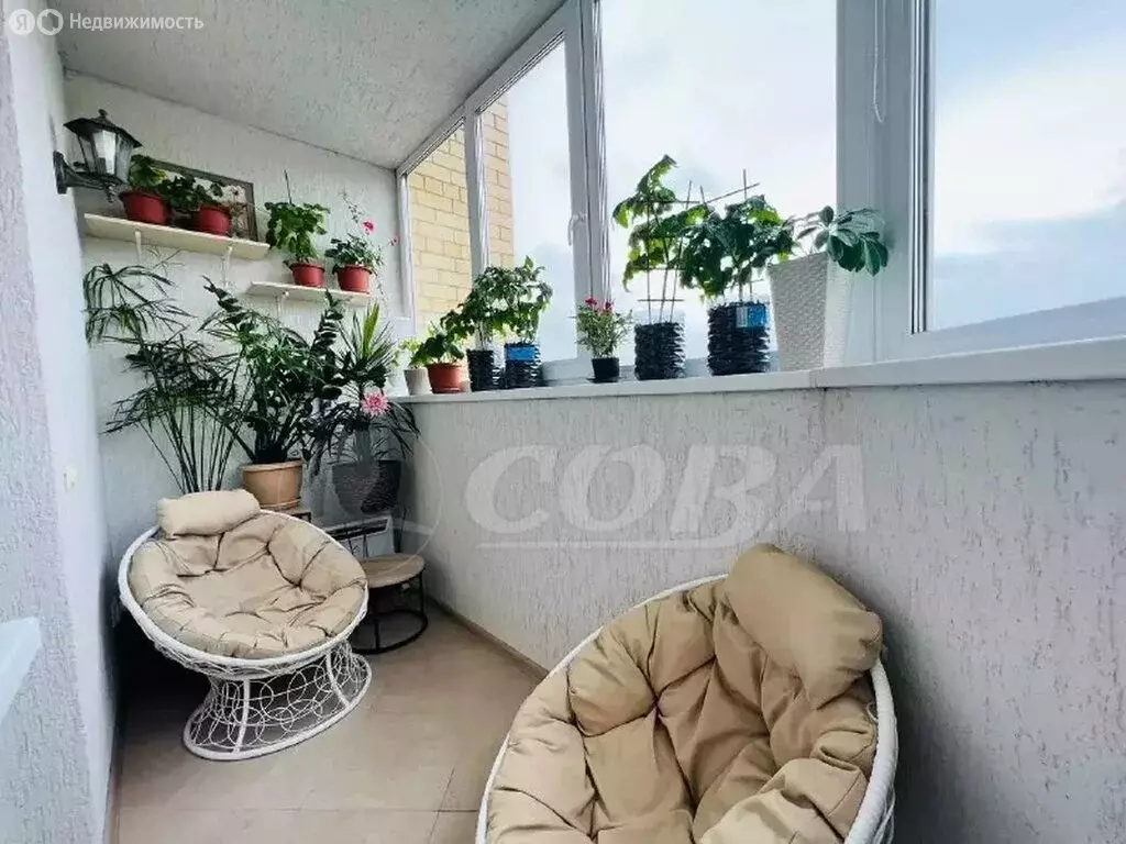 3-комнатная квартира: Тюмень, микрорайон Войновка, улица ... - Фото 0
