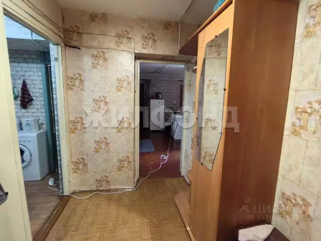 Комната Новосибирская область, Новосибирск ул. Лазарева, 31 (11.9 м) - Фото 1