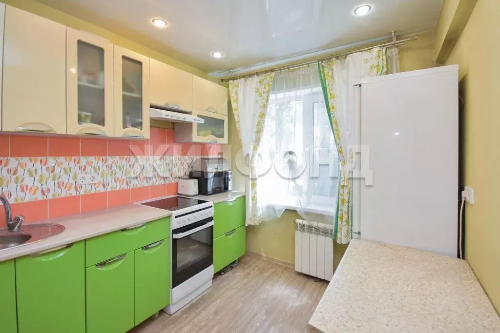 Квартира, 3 комнаты, 58.9 м - Фото 0