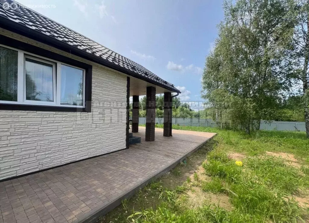 Дом в Смоленский муниципальный округ, деревня Радкевщина (50 м) - Фото 1