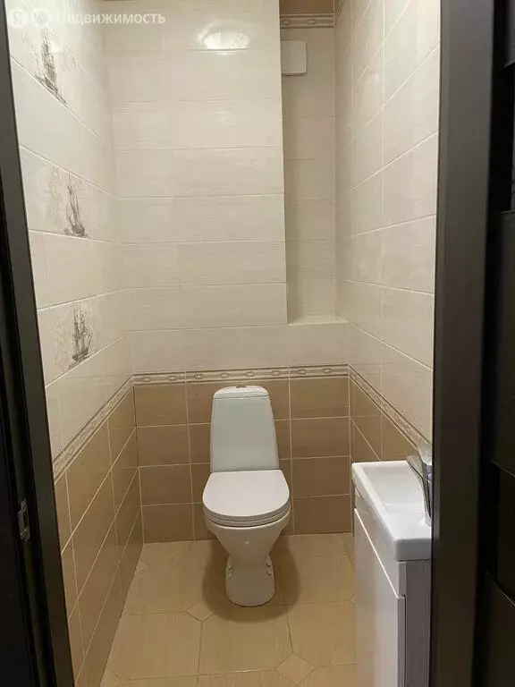 2-комнатная квартира: Тюмень, Линейная улица, 7 (67.2 м) - Фото 1