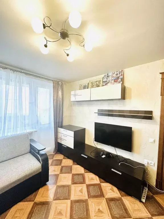 1-к. квартира, 33 м, 7/10 эт. - Фото 0