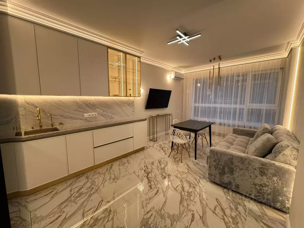 1-к кв. Свердловская область, Екатеринбург ул. Машинная, 1в/2 (47.1 м) - Фото 1