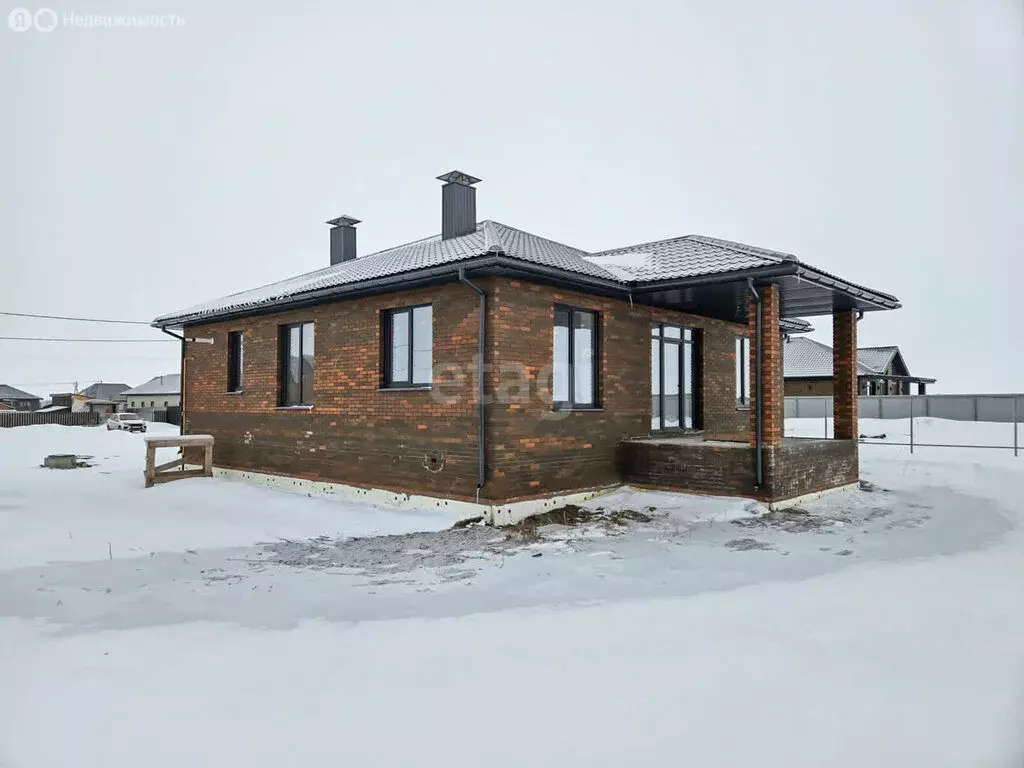 Дом в Тукаевский район, деревня Азьмушкино, улица З. Закирова (122.8 ... - Фото 0