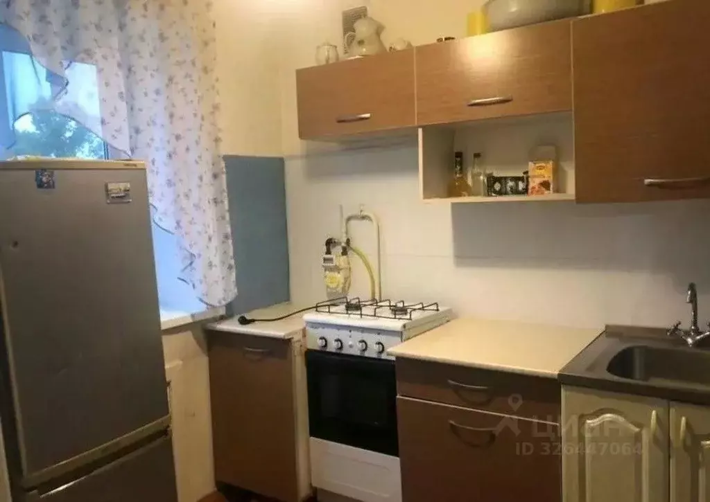 2-к кв. Еврейская автономная область, с. Ленинское ул. Ленина, 10 ... - Фото 1