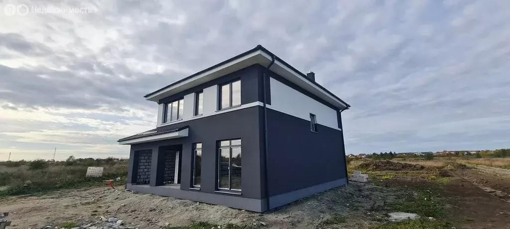 Дом в Зеленоградск, посёлок Малиновка, Степная улица (201 м) - Фото 1