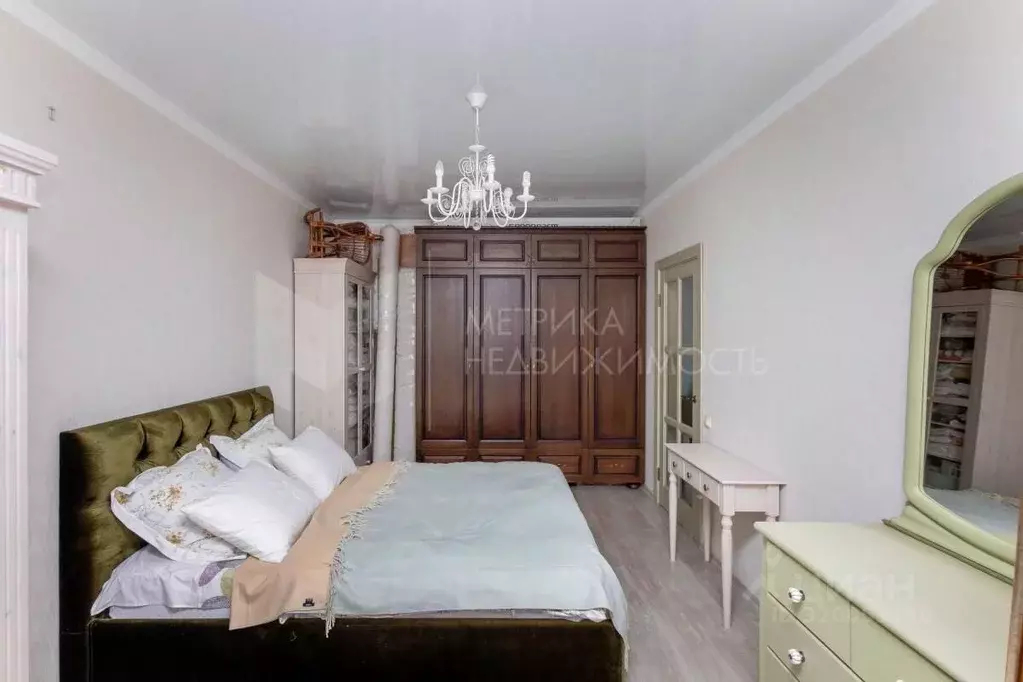 2-к кв. Тюменская область, Тюмень ул. Революции, 228к2 (55.3 м) - Фото 0