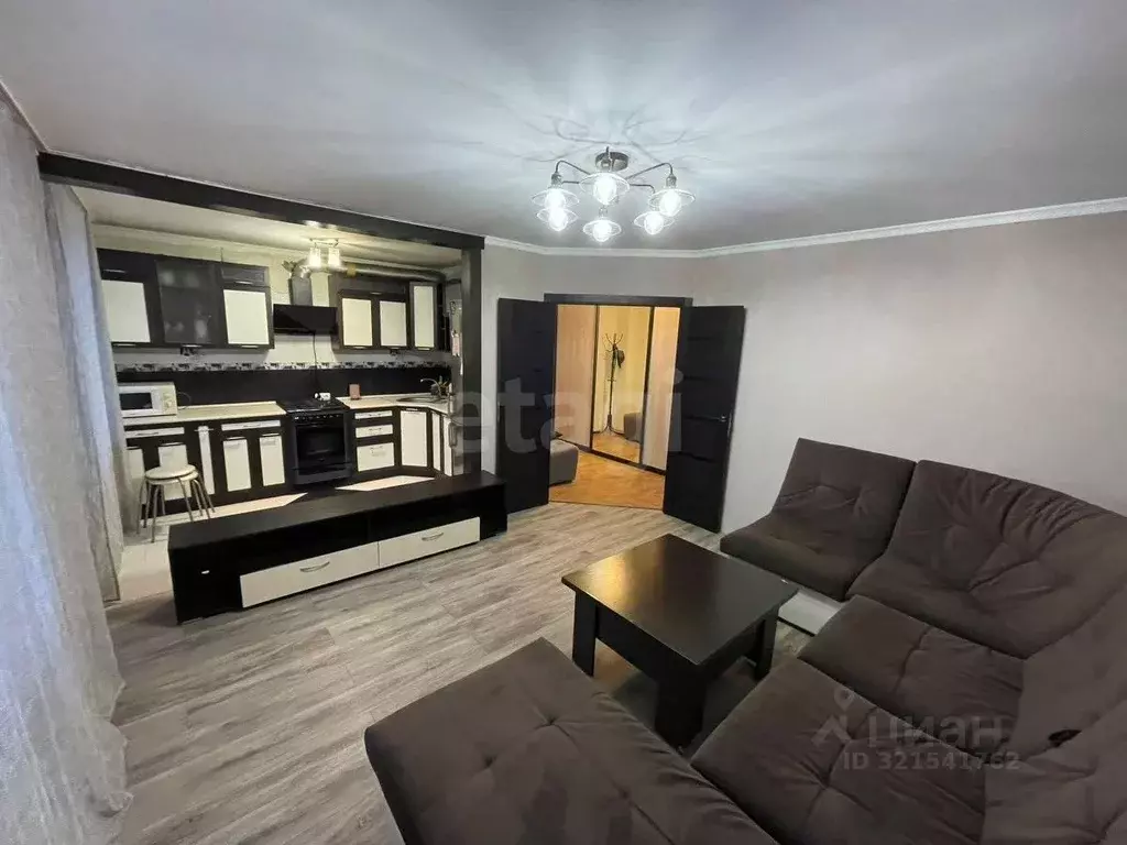 2-к кв. Оренбургская область, Оренбург Центральная ул., 17/1 (49.1 м) - Фото 1