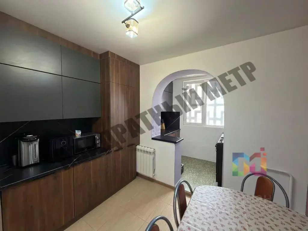 4-к кв. Калмыкия, Элиста 7-й мкр, 2к2 (105.0 м) - Фото 1