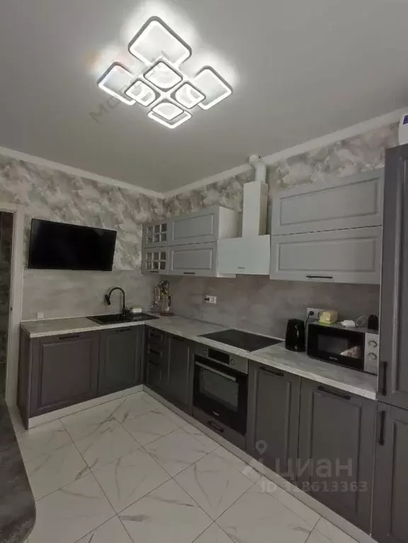 3-к кв. Краснодарский край, Краснодар ул. Имени В.М. Комарова, 21 ... - Фото 1