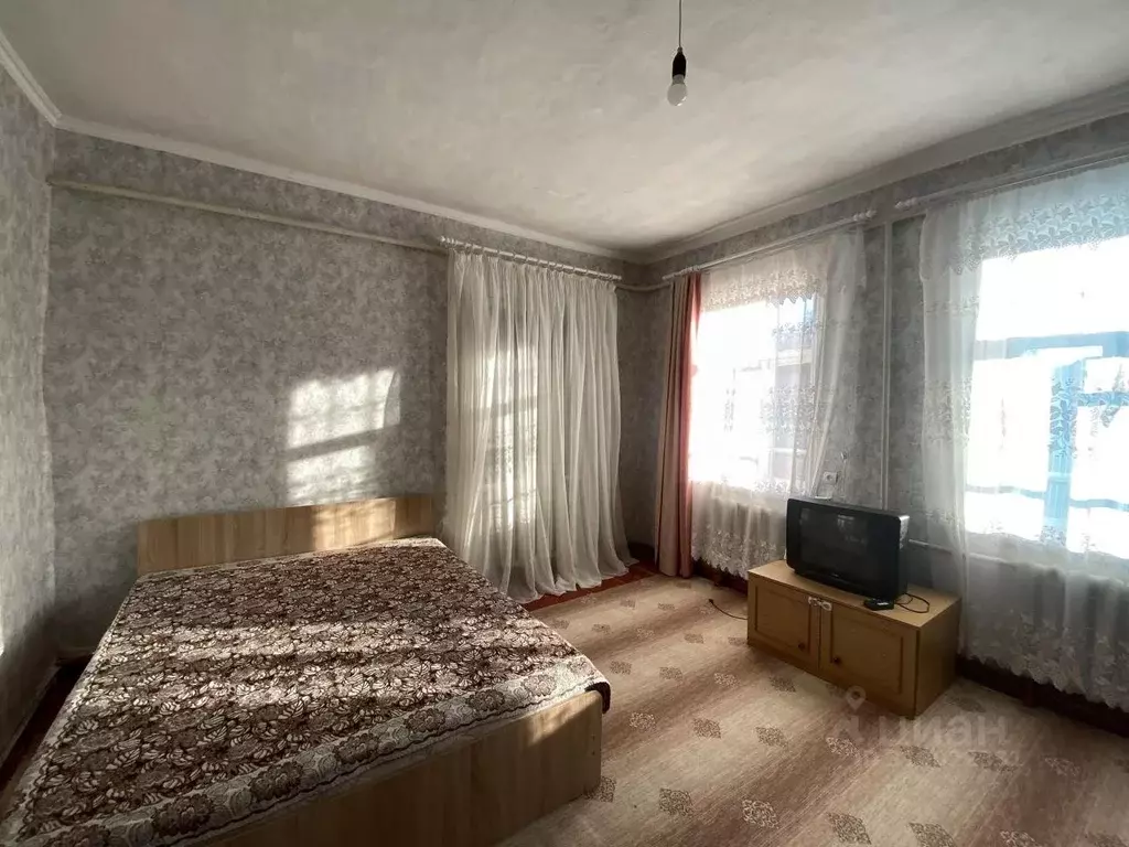 Дом в Краснодарский край, Лабинск ул. Турчанинова, 152 (66 м) - Фото 1