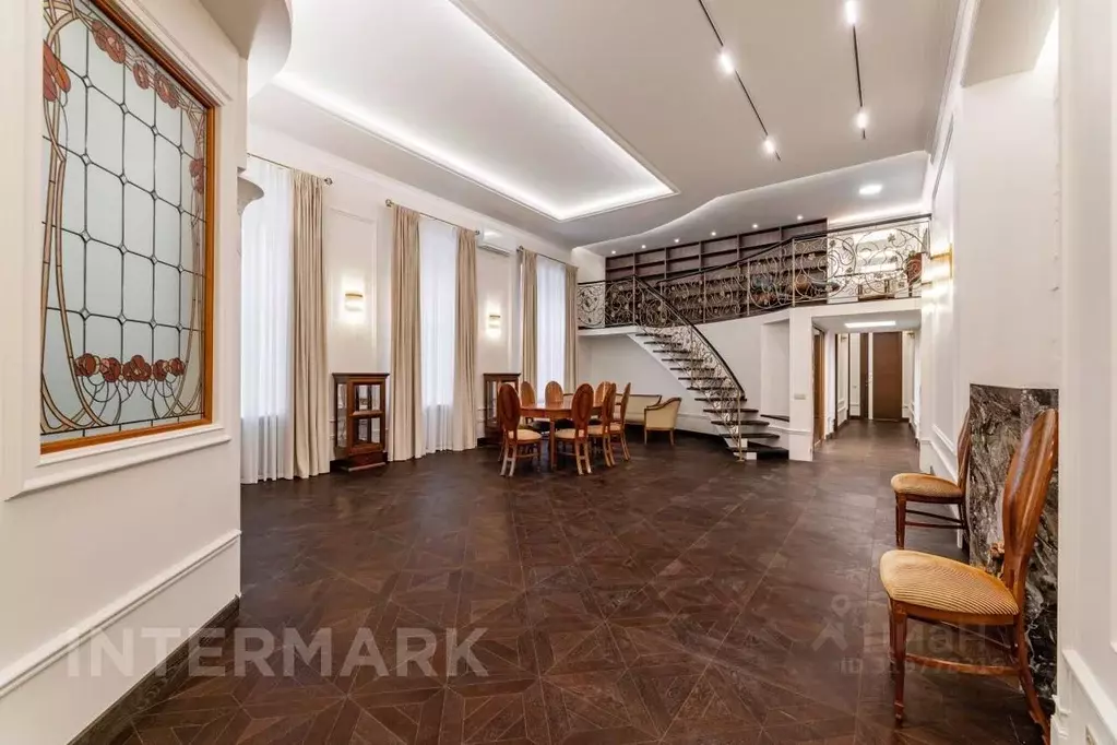 4-к кв. Москва Тверской бул., 9 (190.0 м) - Фото 0