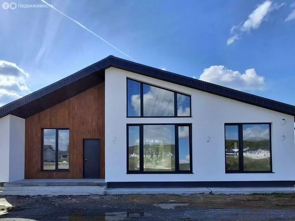 Дом в Бобровский, Андреевский переулок, 4 (150 м) - Фото 1