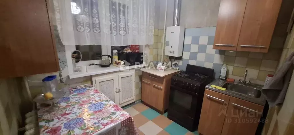 2-к кв. Волгоградская область, Волгоград Панфиловская ул., 4 (41.6 м) - Фото 0