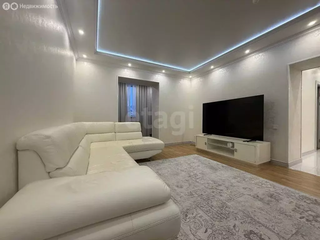 3-комнатная квартира: Энгельс, Степная улица, 61 (110 м) - Фото 2