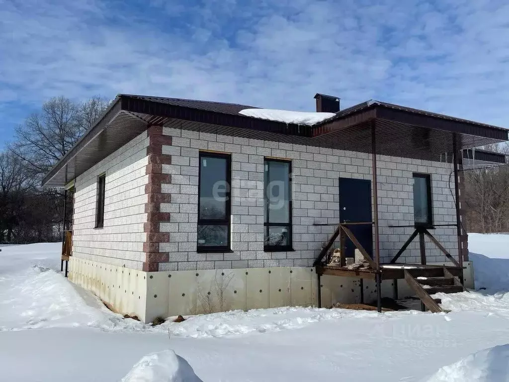 Дом в Башкортостан, Иглинский район, с. Акбердино ул. Файзуллина, 3/4 ... - Фото 1