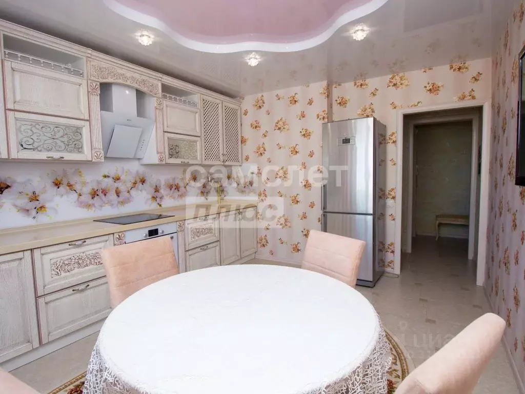 3-к кв. Ульяновская область, Ульяновск Киевский бул., 13 (73.1 м) - Фото 0