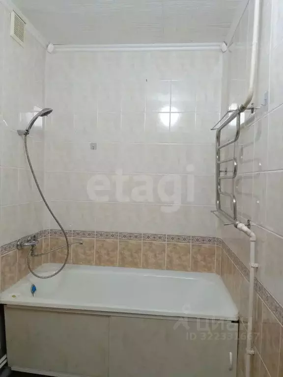 2-к кв. Омская область, Омск Городок Нефтяников мкр, ул. Энтузиастов, ... - Фото 1