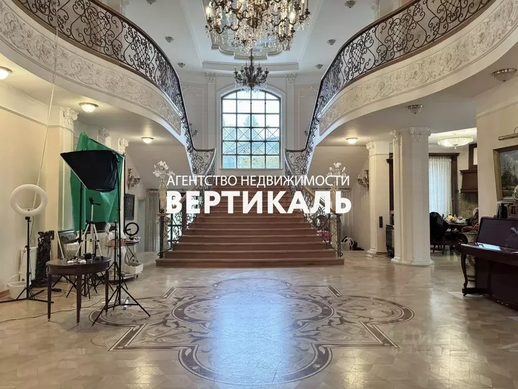 Дом в Московская область, Красногорск городской округ, с. ... - Фото 0
