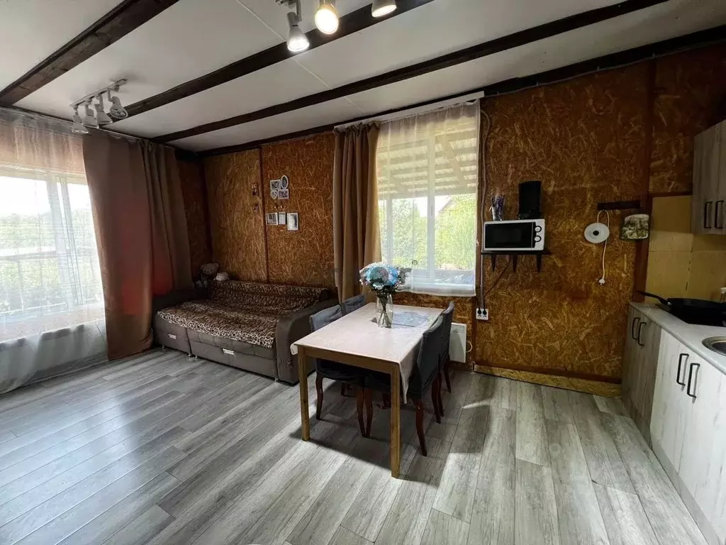 Дом в Башкортостан, Уфимский район, Таптыковский сельсовет, д. ... - Фото 1