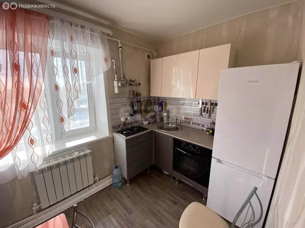 2-комнатная квартира: Болотное, Московская улица, 217 (52 м) - Фото 1