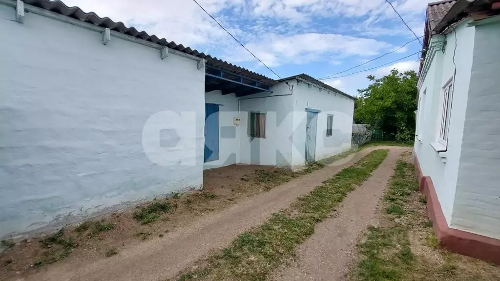 Дом в Краснодарский край, Новокубанский район, Верхнекубанское с/пос, ... - Фото 1