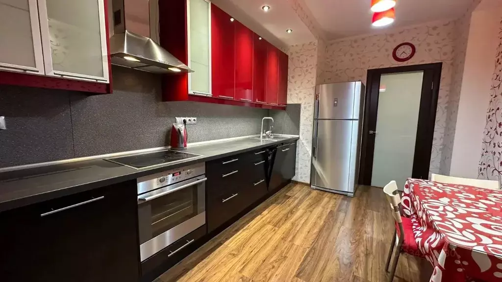 2-к кв. Татарстан, Казань ул. Фатыха Амирхана, 12Е (73.0 м) - Фото 1
