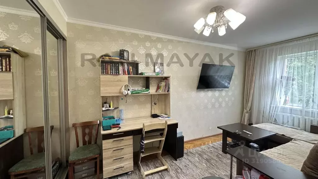 2-к кв. Адыгея, Майкоп ул. Димитрова, 9 (46.0 м) - Фото 1