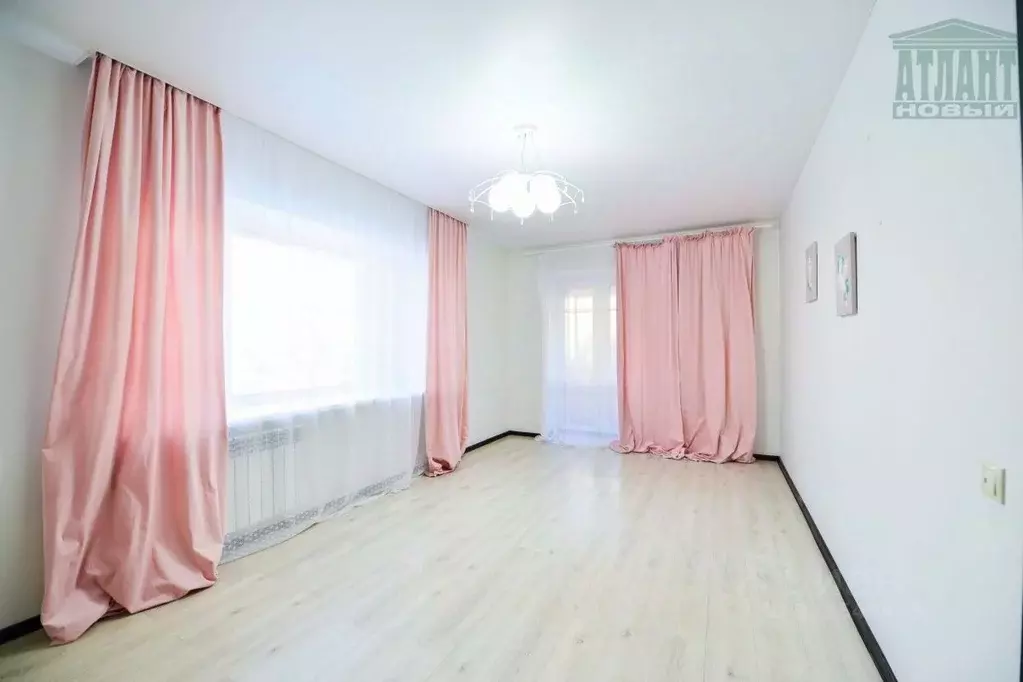 3-к кв. Хабаровский край, Хабаровск ул. Истомина, 41 (102.5 м) - Фото 1