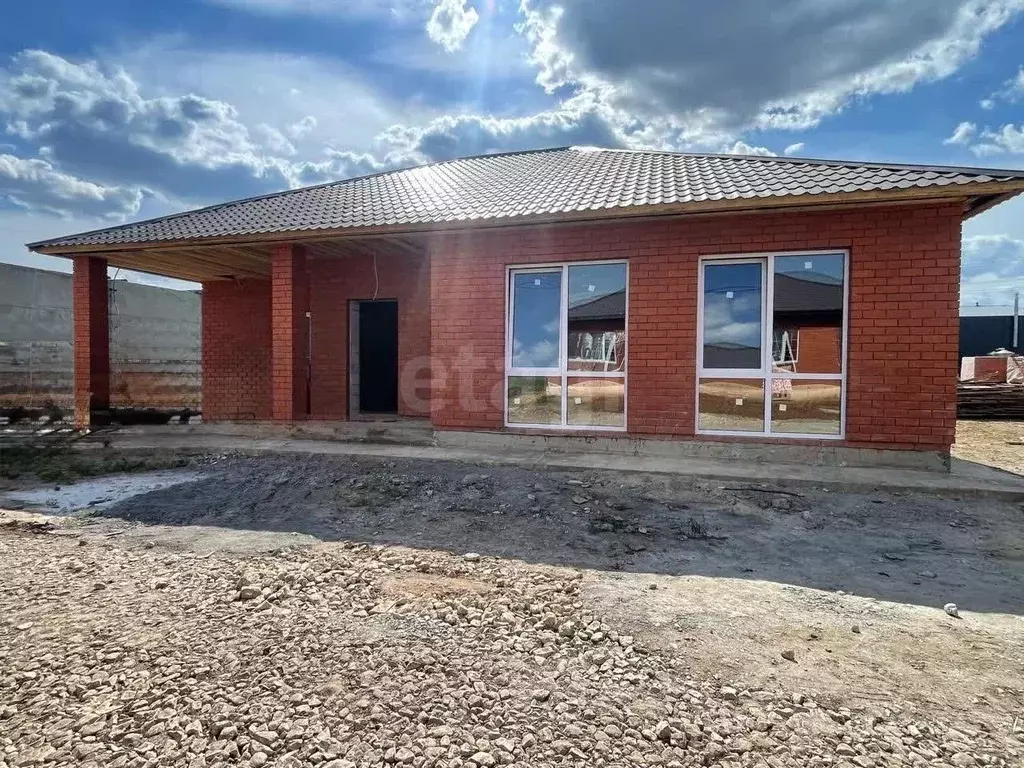 Дом в Оренбургская область, Оренбургский район, с. Нежинка 1 (116 м) - Фото 1