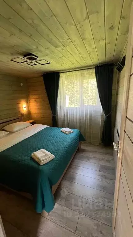 Дом в Карачаево-Черкесия, Зеленчукский район А-156, 68-й км (40 м) - Фото 1