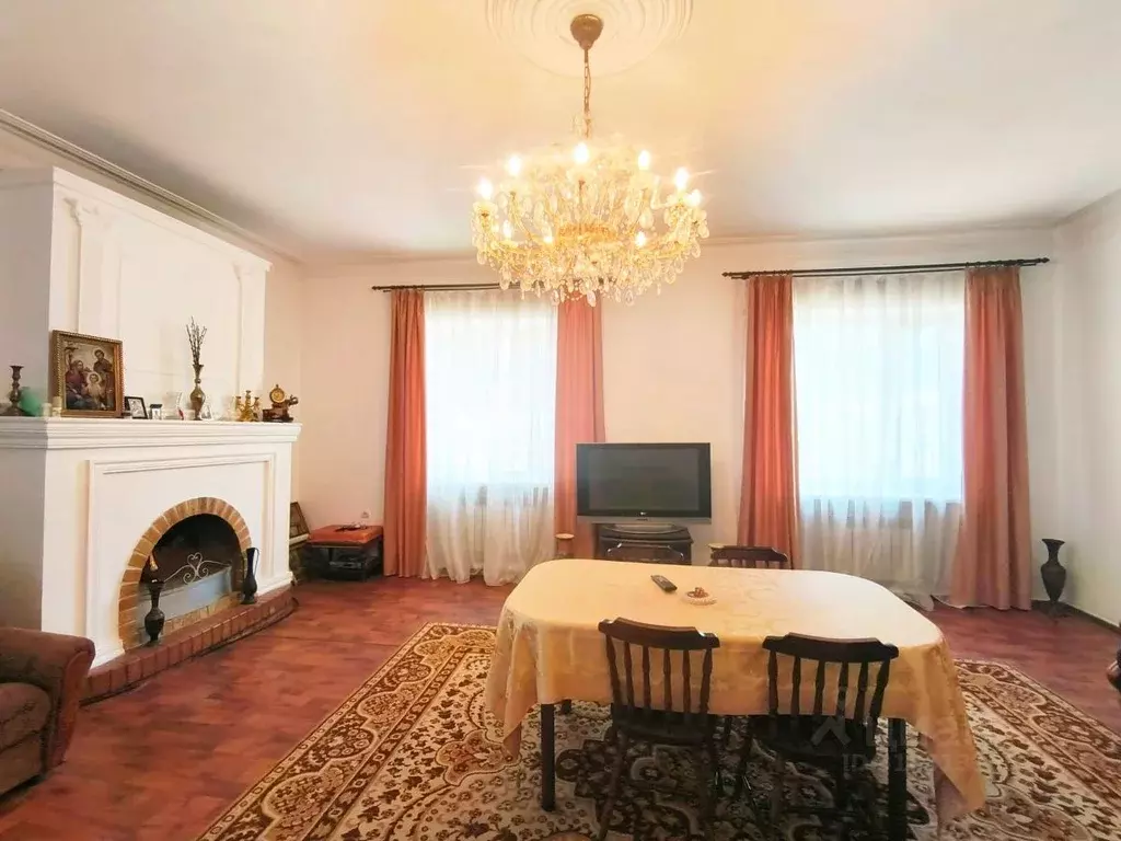 Коттедж в Омская область, Омск ул. 6-я Северная, 160 (286 м) - Фото 1