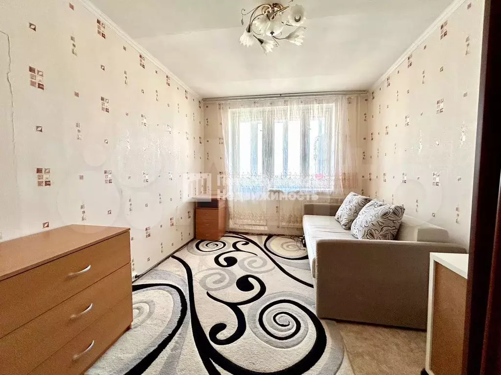 Комната 11,8 м в 6-к., 13/15 эт. - Фото 0
