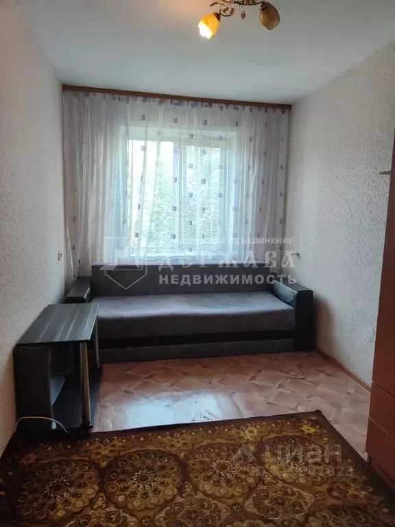 1-к кв. Кемеровская область, Кемерово Октябрьский просп., 85 (18.0 м) - Фото 0