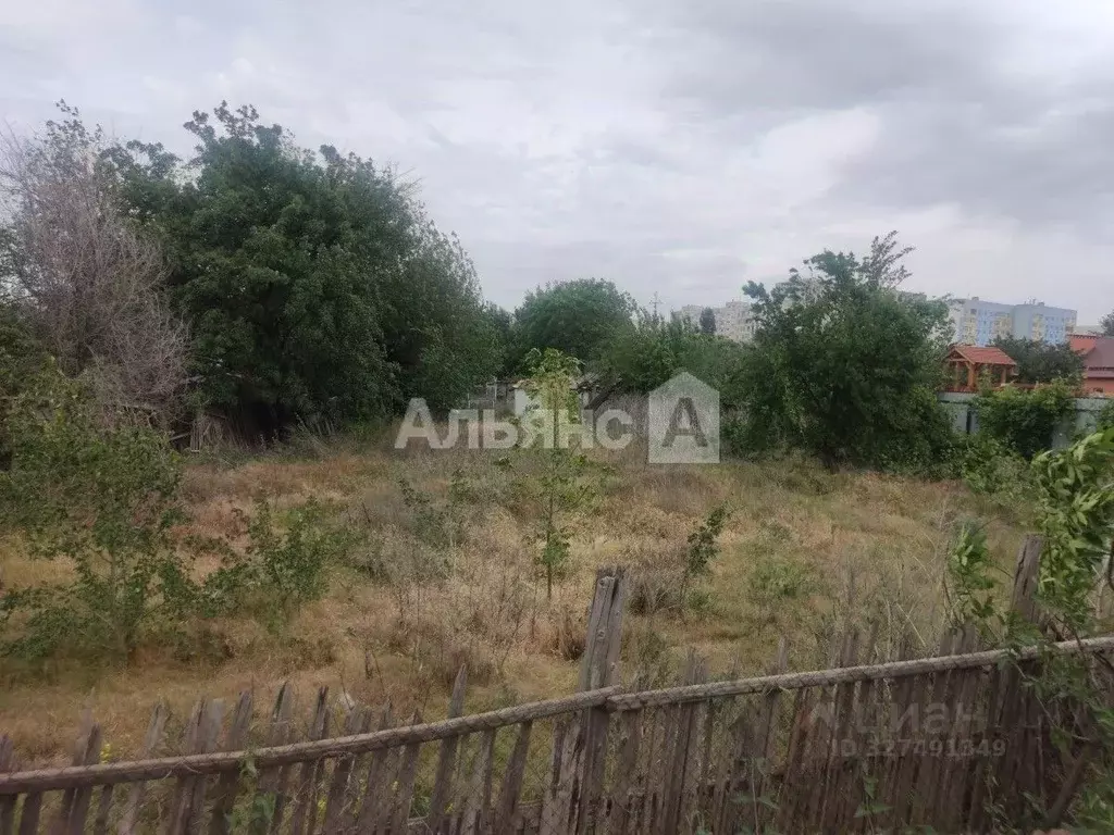 Участок в Ростовская область, Волгодонск Зеленый пер. (16.0 сот.) - Фото 1