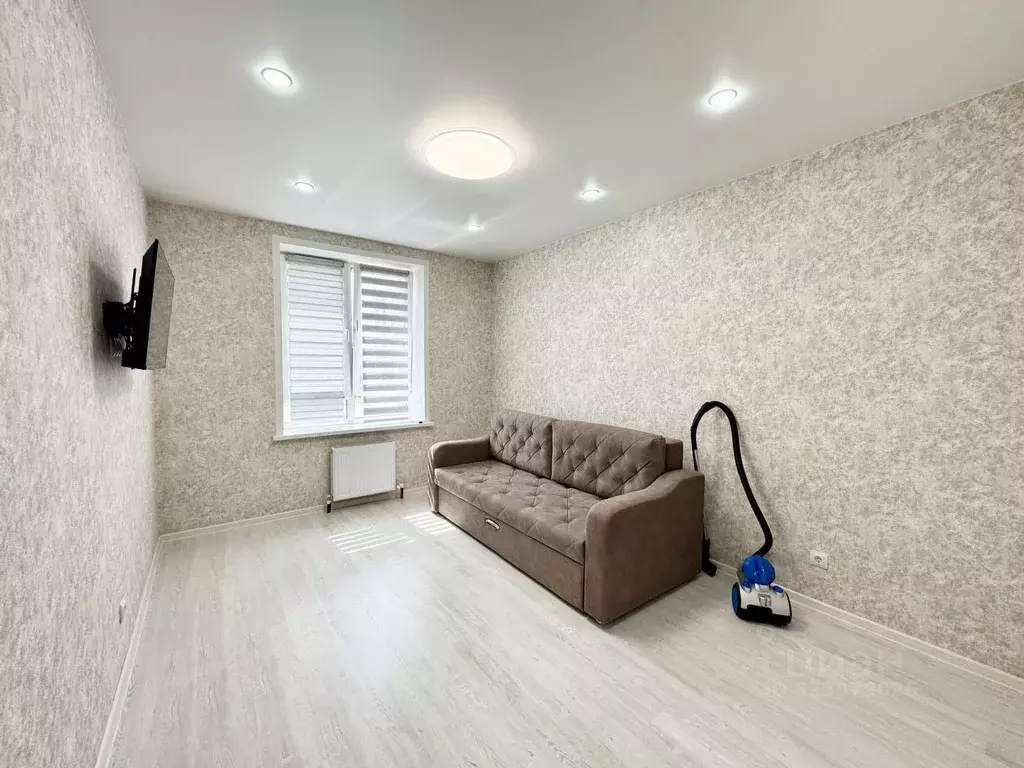 1-к кв. Татарстан, с. Высокая Гора ул. Рождественская, 10Г (36.0 м) - Фото 1