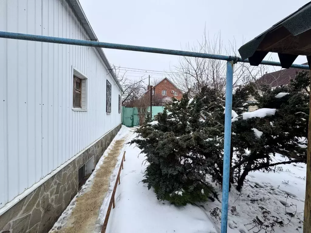 Дом в Волгоградская область, Волгоград ул. Немировича-Данченко, 4 (64 ... - Фото 2