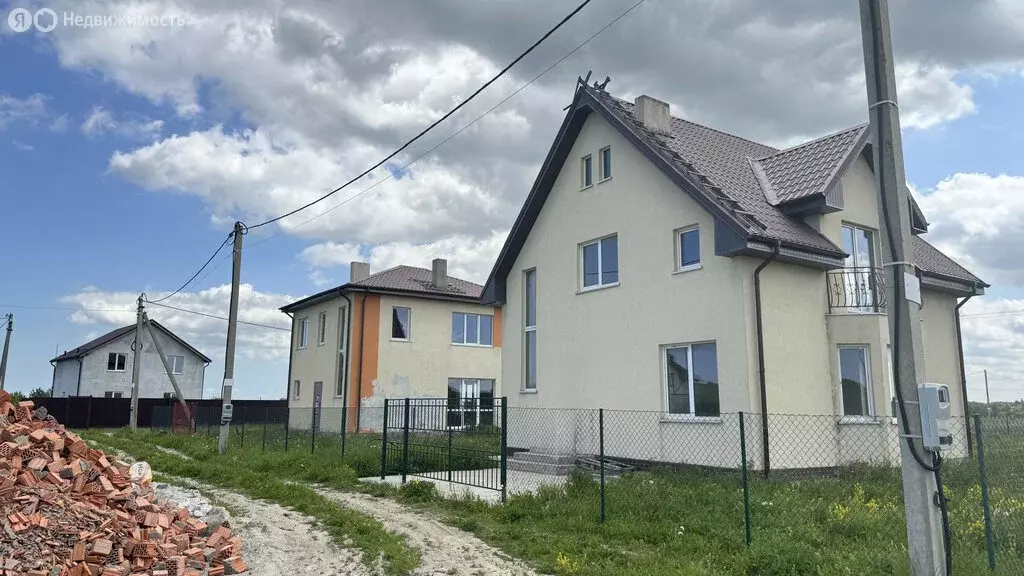Дом в Калининградская область, Гурьевский муниципальный округ, посёлок ... - Фото 0