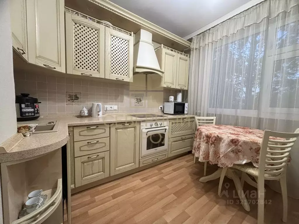 2-к кв. Ханты-Мансийский АО, Нижневартовск ул. Ленина, 7к2 (51.2 м) - Фото 0