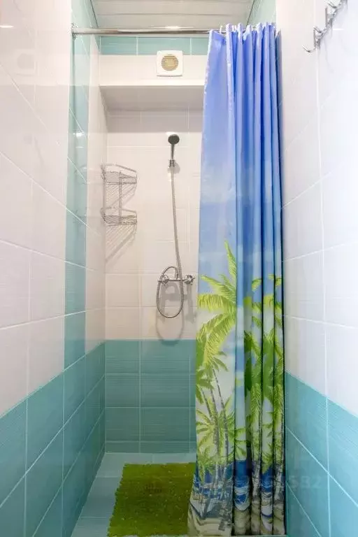 Комната Псковская область, Великие Луки ул. Фурманова, 65 - Фото 1