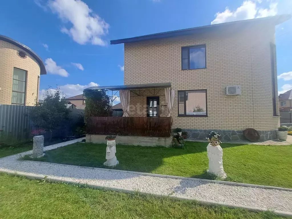 Дом в Тюменская область, Тюмень проезд 3-й Губернский (180 м) - Фото 1