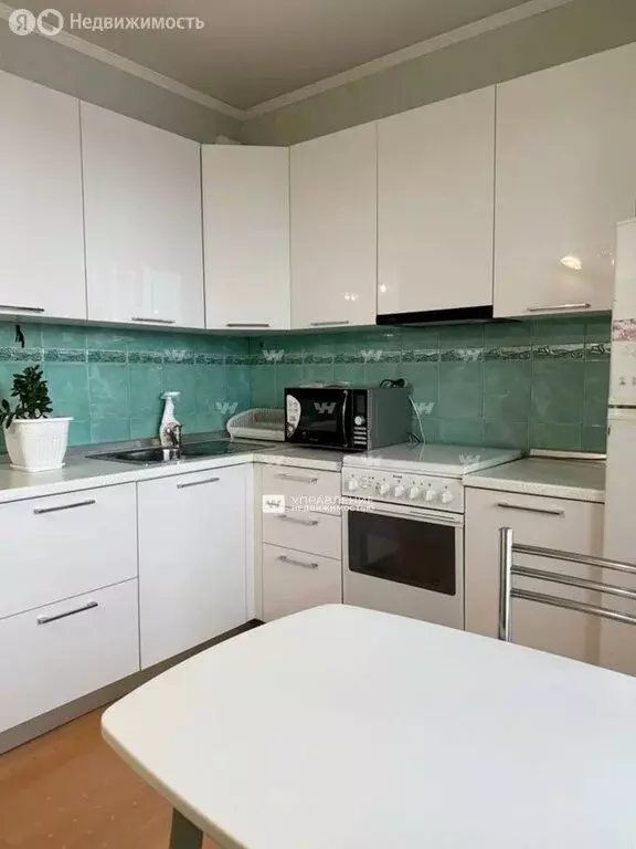 1-комнатная квартира: Южно-Сахалинск, улица имени Ф.Э. Дзержинского, ... - Фото 1