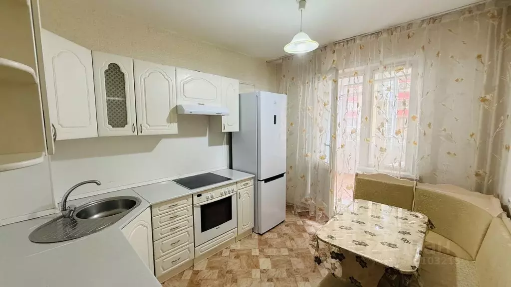 2-к кв. Красноярский край, Красноярск ул. Михаила Годенко, 1 (62.1 м) - Фото 1