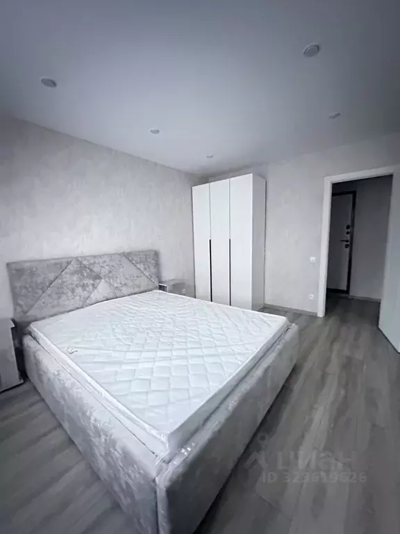 2-к кв. Татарстан, Набережные Челны Шишкинский бул., 4 (47.0 м) - Фото 0