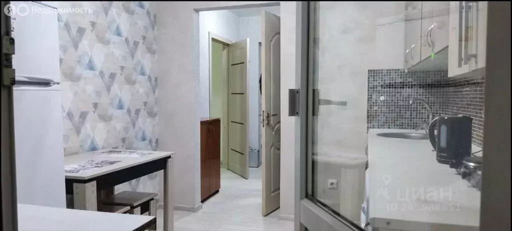 1-комнатная квартира: Краснодар, улица имени Ф.И. Шаляпина, 31А (33 м) - Фото 0
