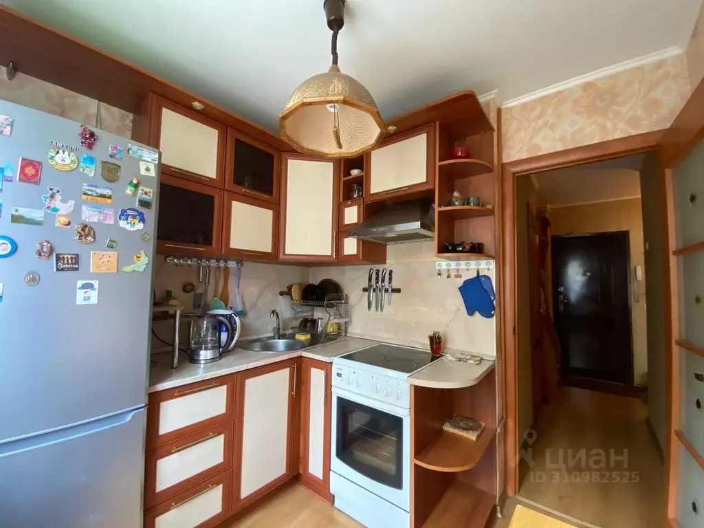 2-к кв. Приморский край, Владивосток ул. Давыдова, 28Б (50.0 м) - Фото 1