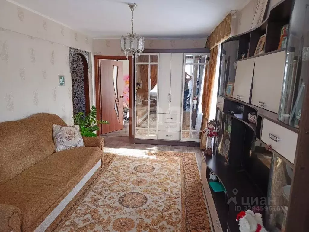 2-к кв. Кемеровская область, Юрга ул. Максименко, 7 (41.9 м) - Фото 1