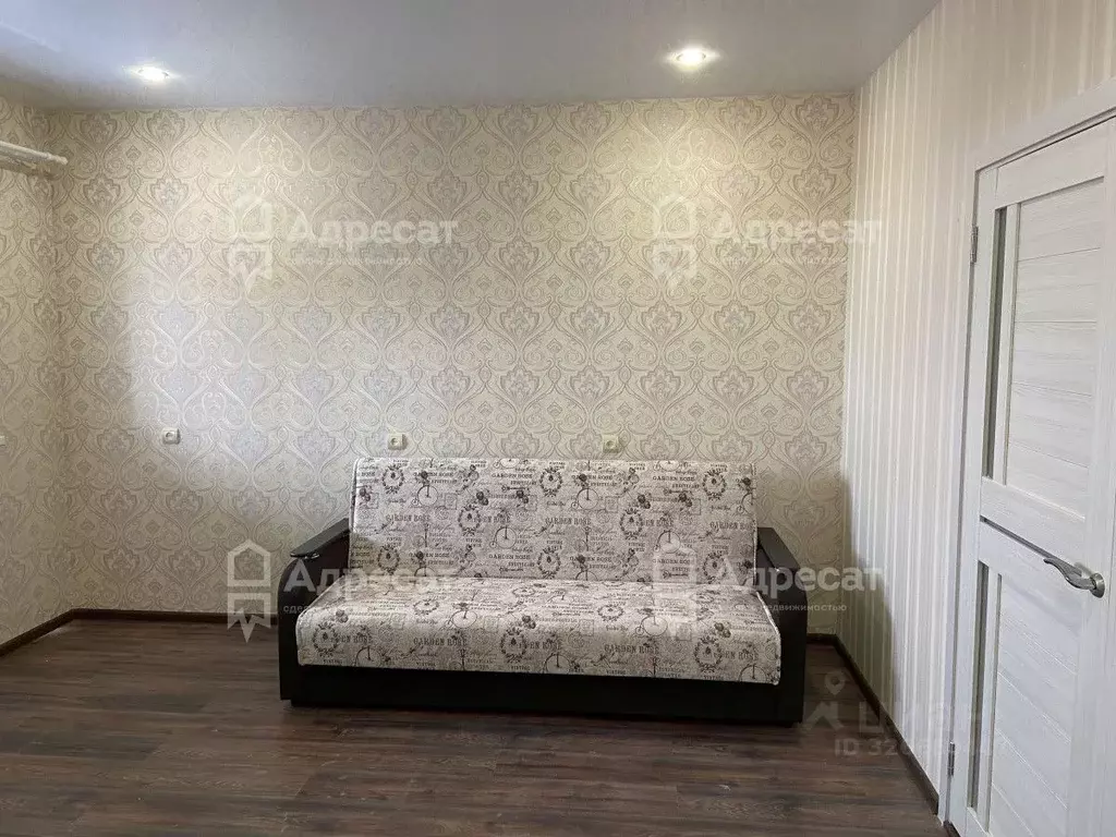 3-к кв. Волгоградская область, Волгоград ул. Кожевникова, 10 (53.0 м) - Фото 1