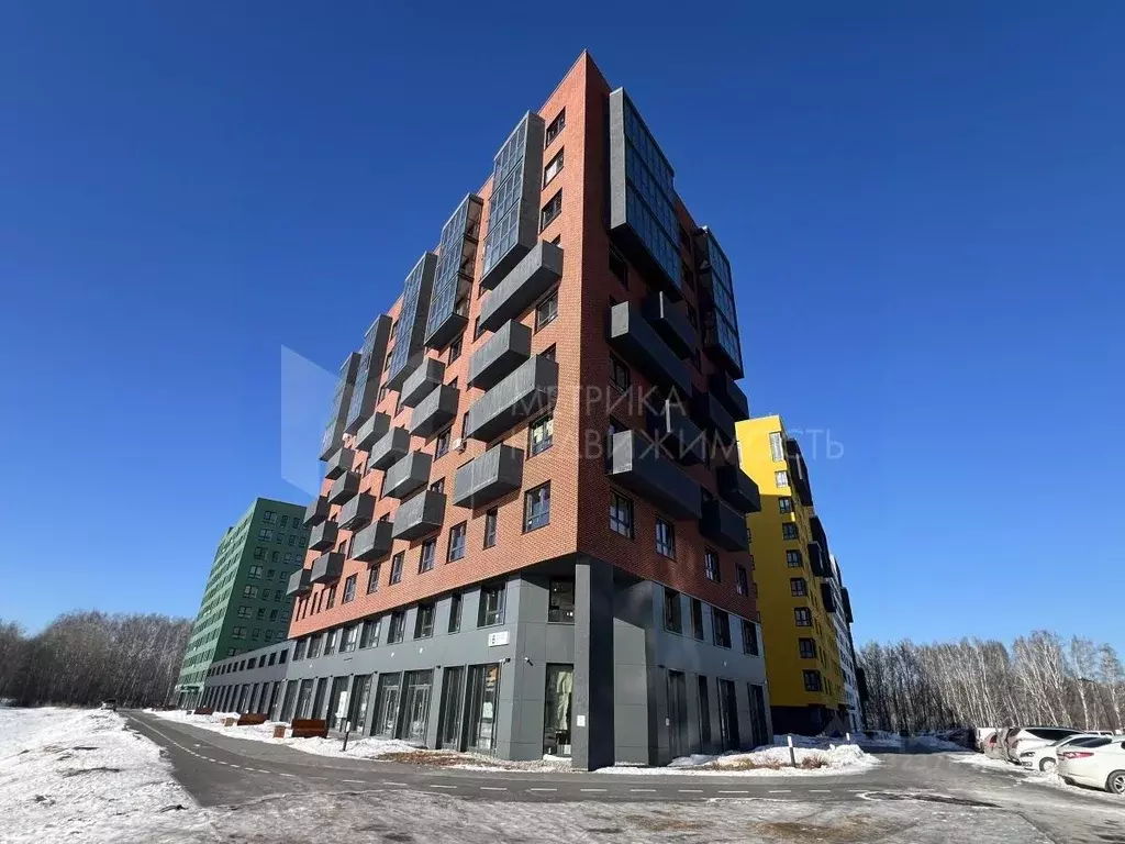 3-к кв. Тюменская область, Тюмень Рощино мкр, ул. Александра ... - Фото 1